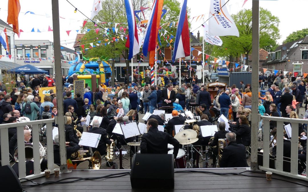 Oranjetaptoe en Koningsdag